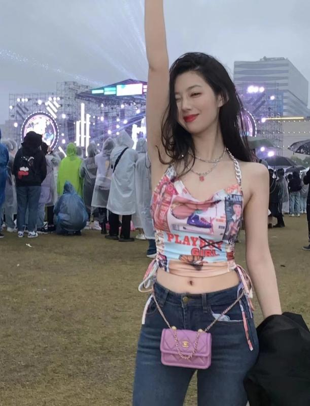 辣妹必备Y2K千禧风潮流单品大集合